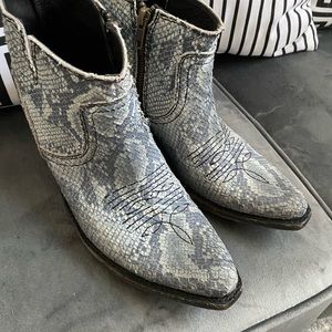 Liberty Black Prya Gris Boots